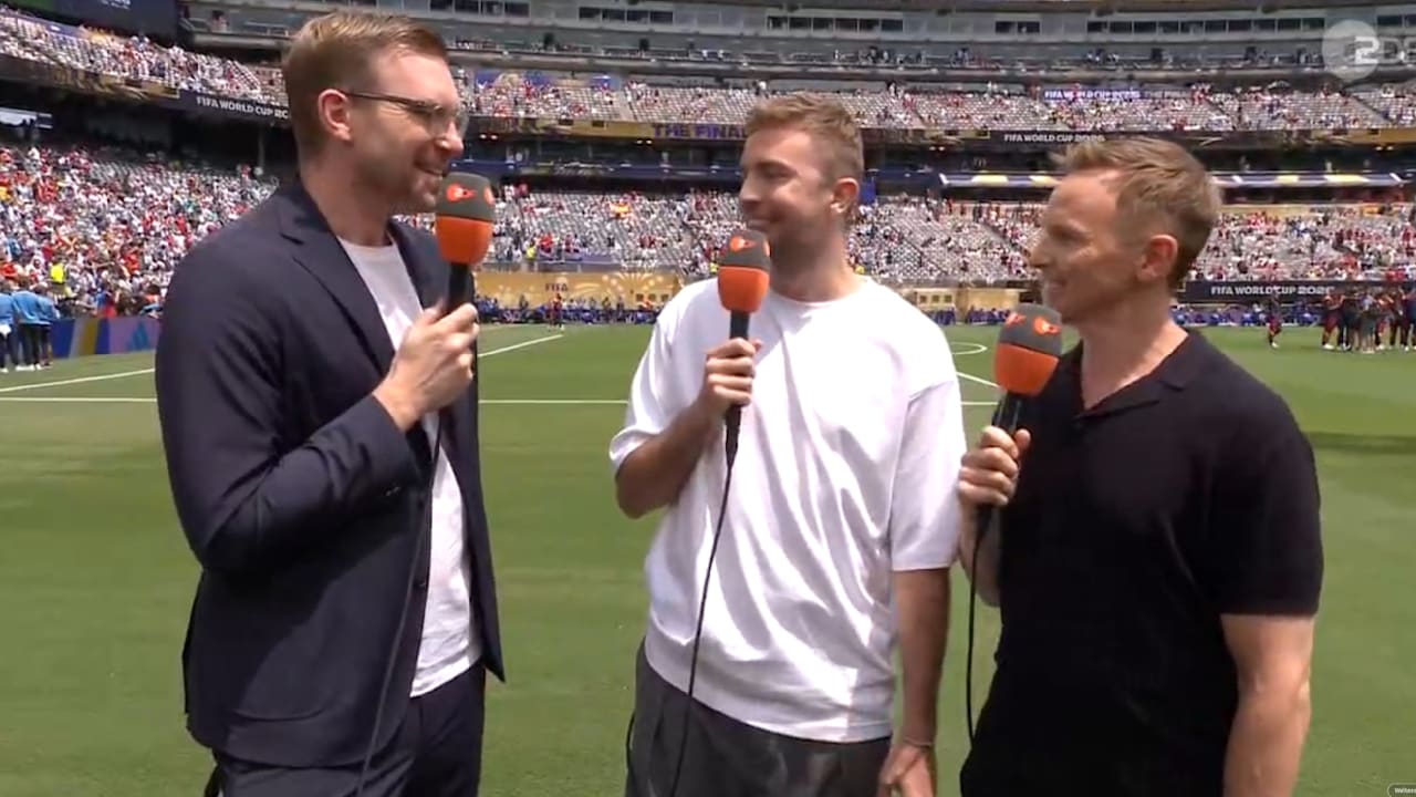 Per Mertesacker Confirms Talks with DFB Amid Leadership Changes!