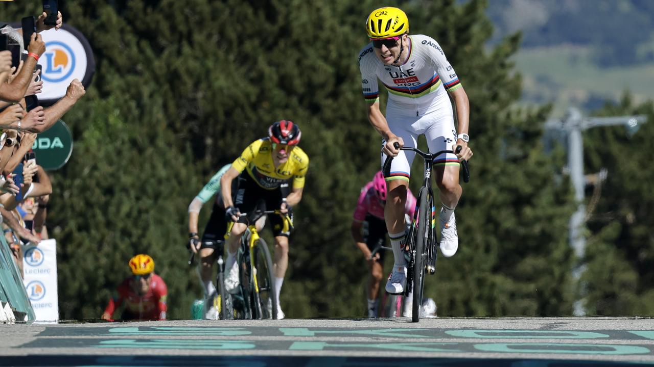 Pogacar’s Pyrenees Victory: Sprinting to Yellow Jersey Glory!