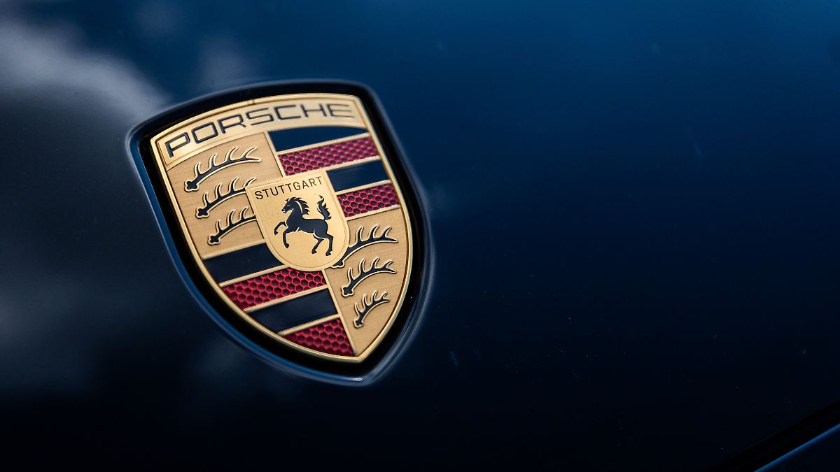 Porsche to Cut 5,000 More Jobs in Stuttgart: What’s Behind the Decision?