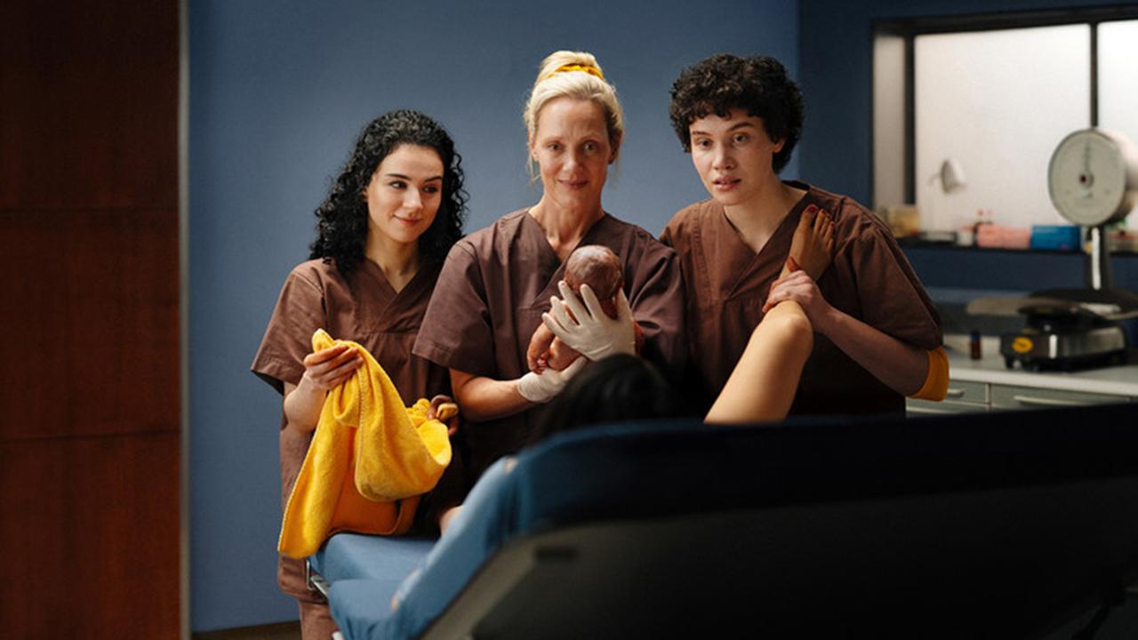“Push”: A Realistic Baby Boom in TV Series That Captivates Audiences