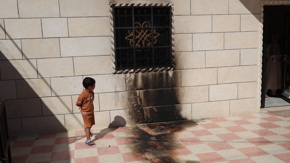 Radical Settlers Ignite Mosques in West Bank Amid ‘Jewish Revenge’