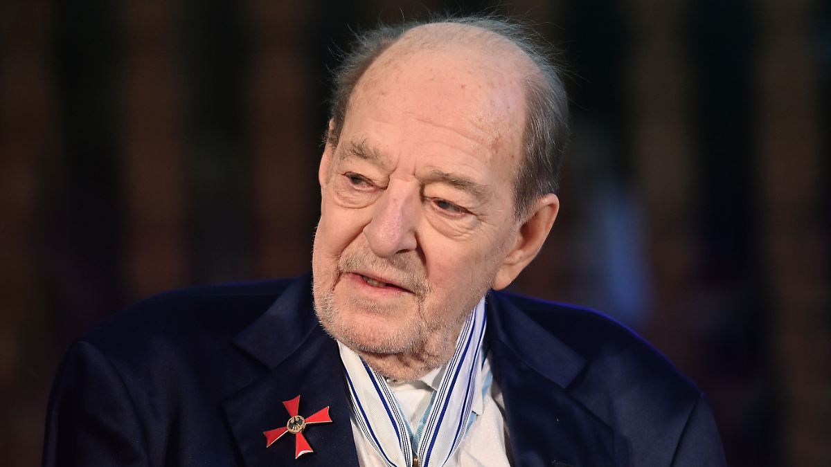 Ralph Siegel in Coma: Battle Against Severe Pneumonia Revealed