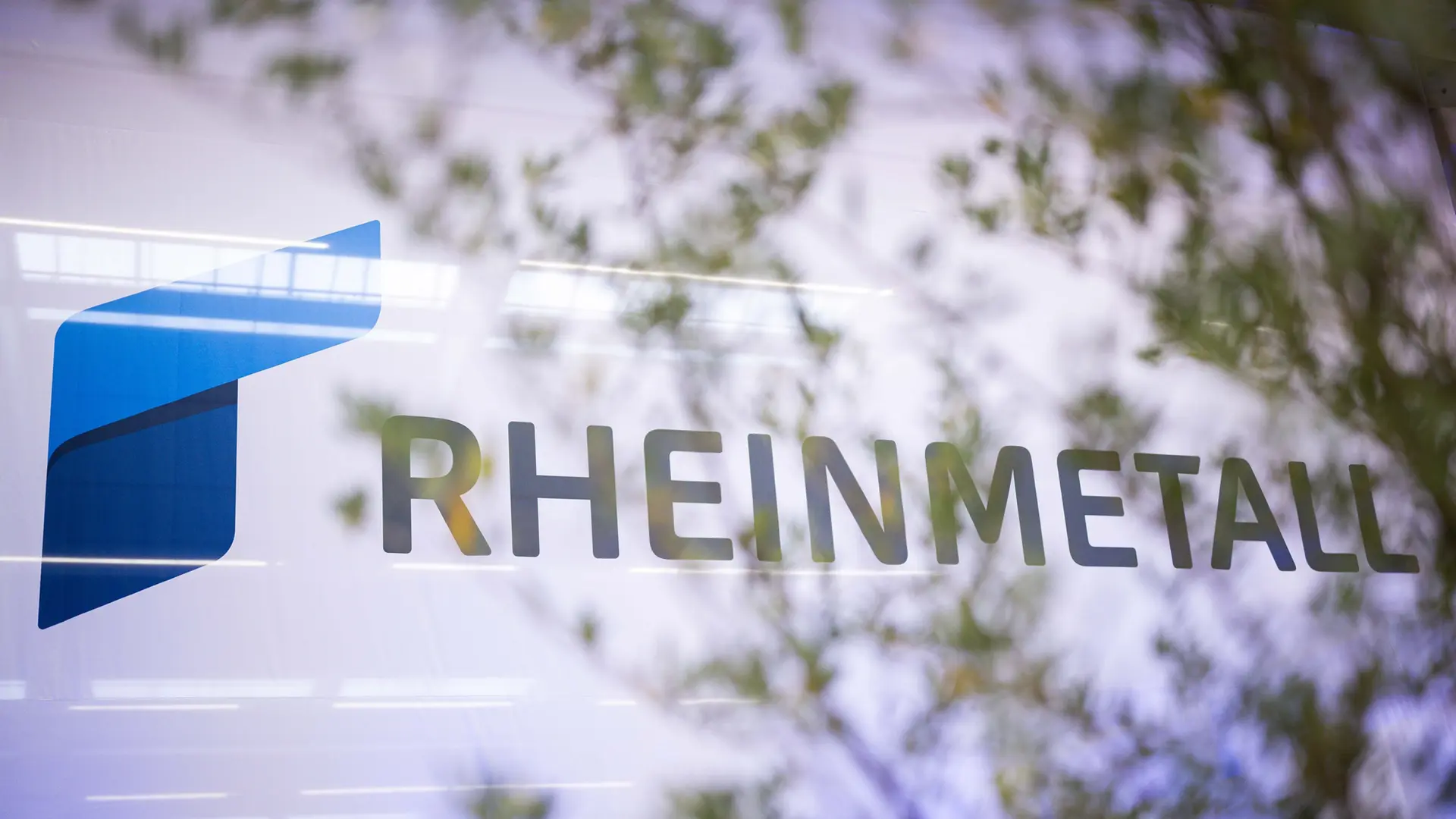 Rheinmetall’s Artillery Ammo: A New Supply Route from Unterlüß to Ukraine