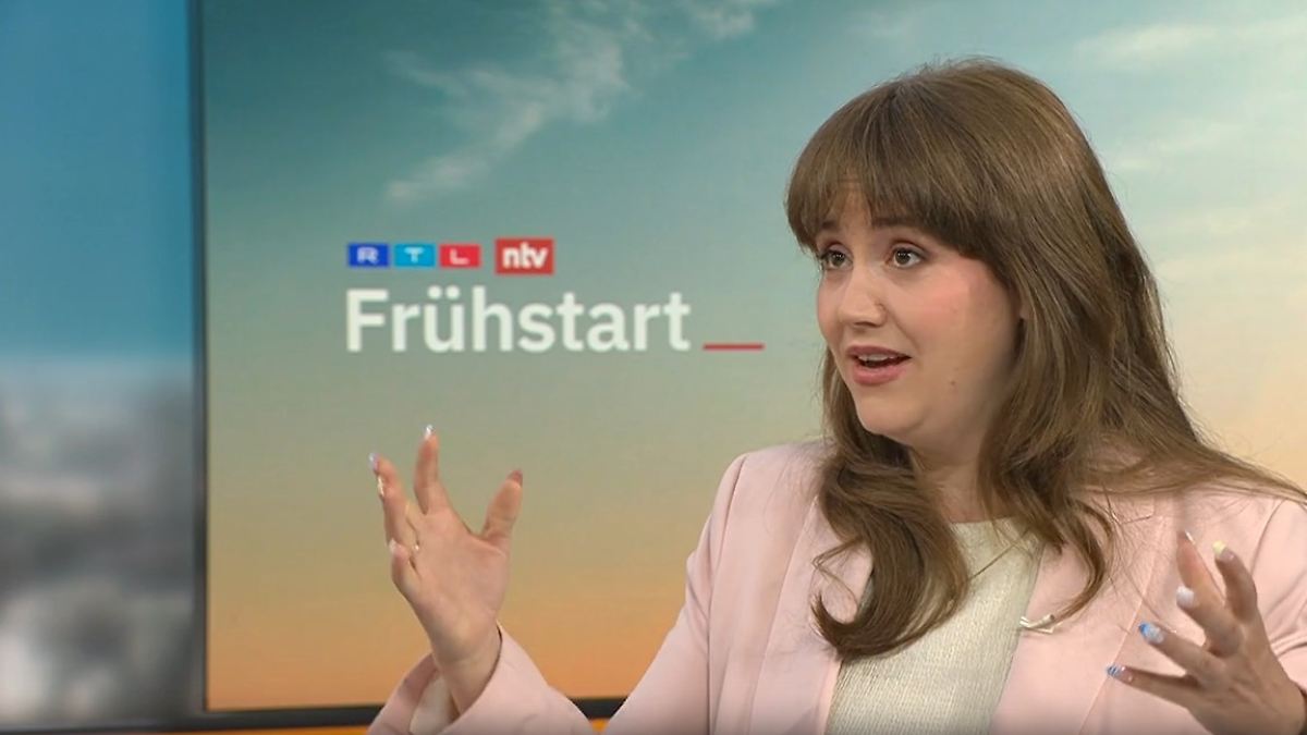 Ricarda Lang Slams Automakers: “40-Hour Work Week Equals Pay Cut”