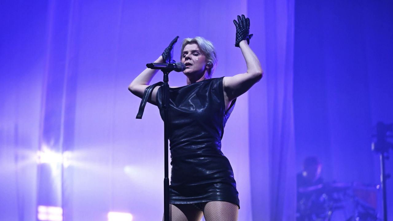 Robyn’s Spectacular Comeback: A Night of Unexpected Magic at Uber Arena