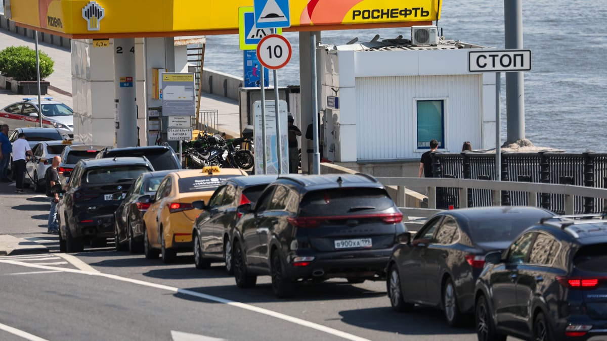 Russia Faces Widespread Gasoline Shortages: Nearly All Regions Affected