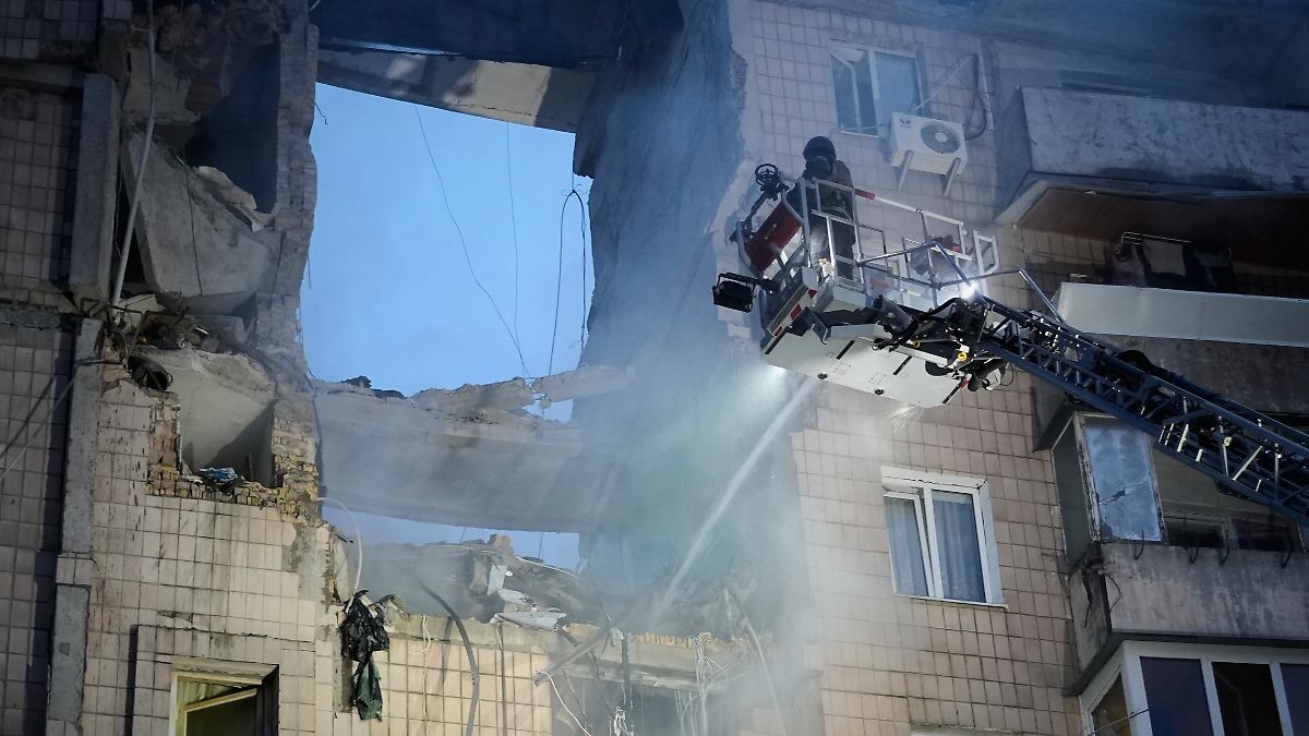 Russia Launches Ballistic Missile Attack on Kyiv: Capital Under Siege