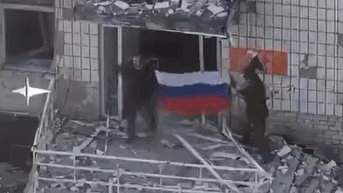 Russian Soldiers Sent on Deadly Propaganda Missions in Ukraine Conflict