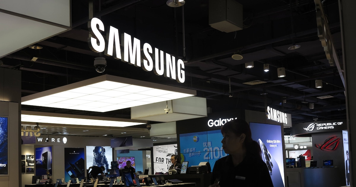 Samsung Unveils Price Hikes for New Foldable Phones: Here’s Why!