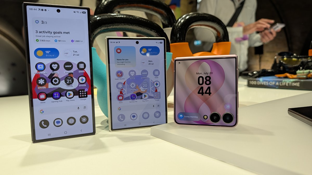 Samsung’s Galaxy Z Fold 8: New Design Unveiled with Price Hike!