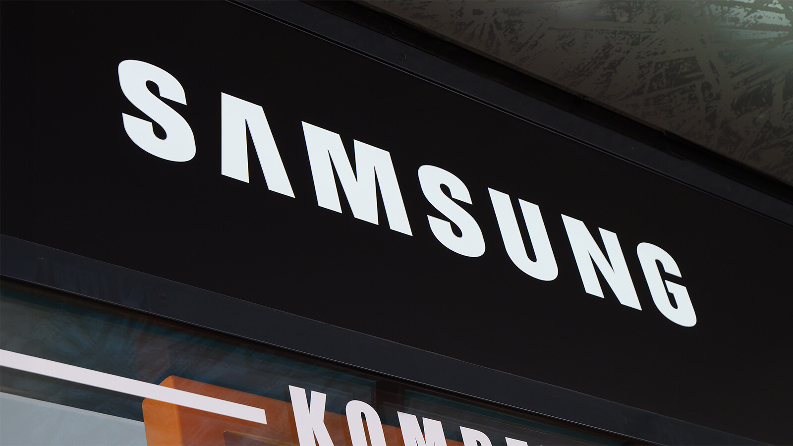 Samsung’s New Foldables Unveiled Early: What’s Inside the Galaxy Z Series?