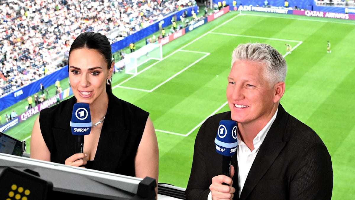 Schweinsteiger’s Bold Prediction: Argentina vs England – 7:1 in Semi-Finals!