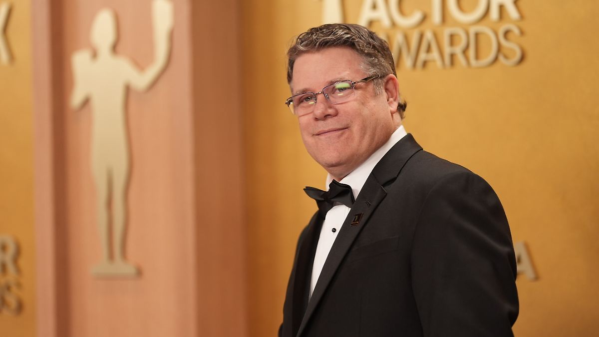 Sean Astin’s Financial Struggles: How Success Led to Selling His Home