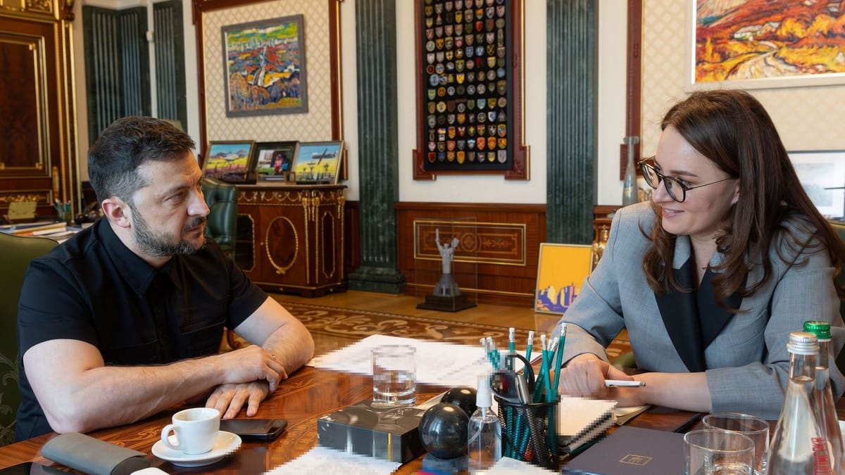 Selenskyj Dismisses PM as He Plans Major Government Reshuffle in Ukraine
