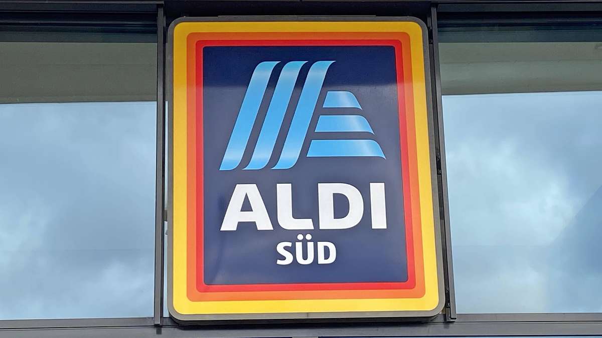 Sleep Soundly: Aldi’s Darkening Curtains for Just €14.99 Are Here!