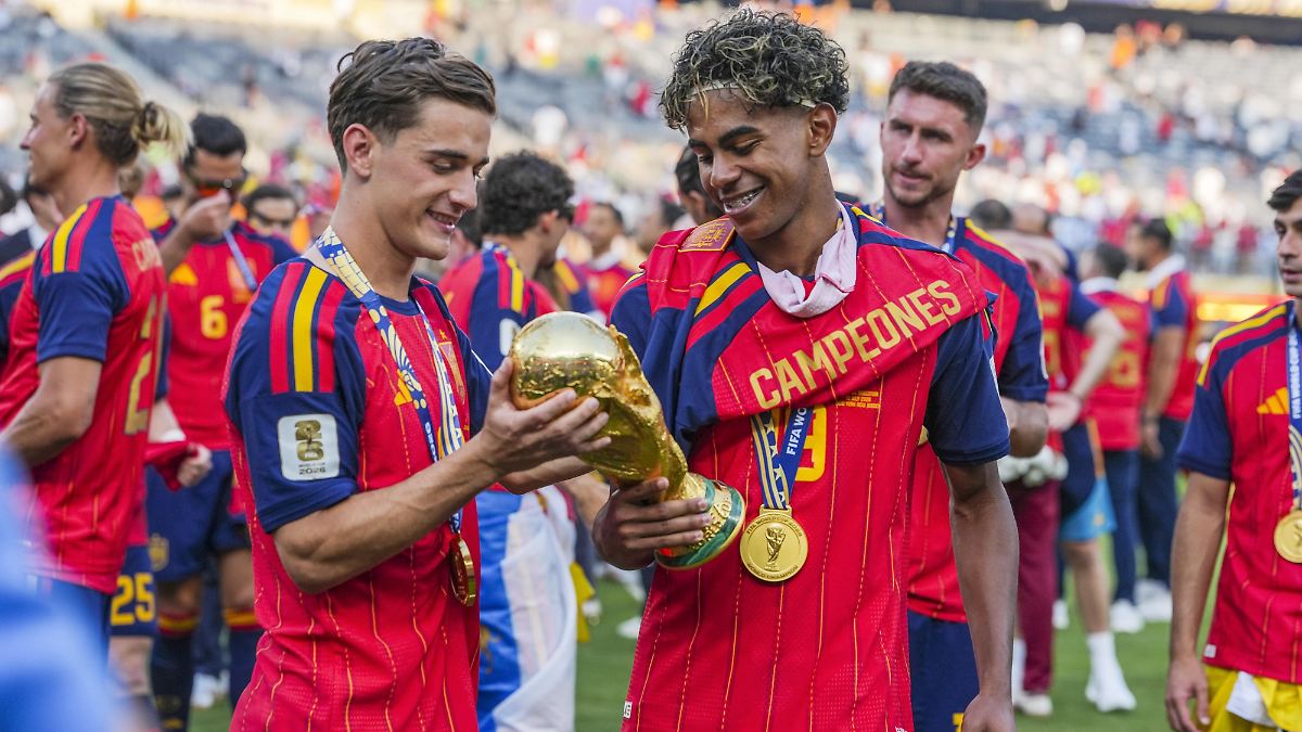 Spain’s Golden Generation: A New Threat to World Football Dominance