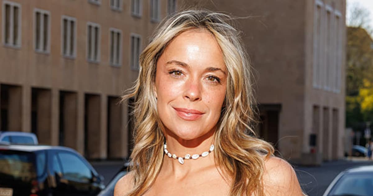 Stay Chic in the Heat: Star Designer’s Summer Style Secrets Revealed!