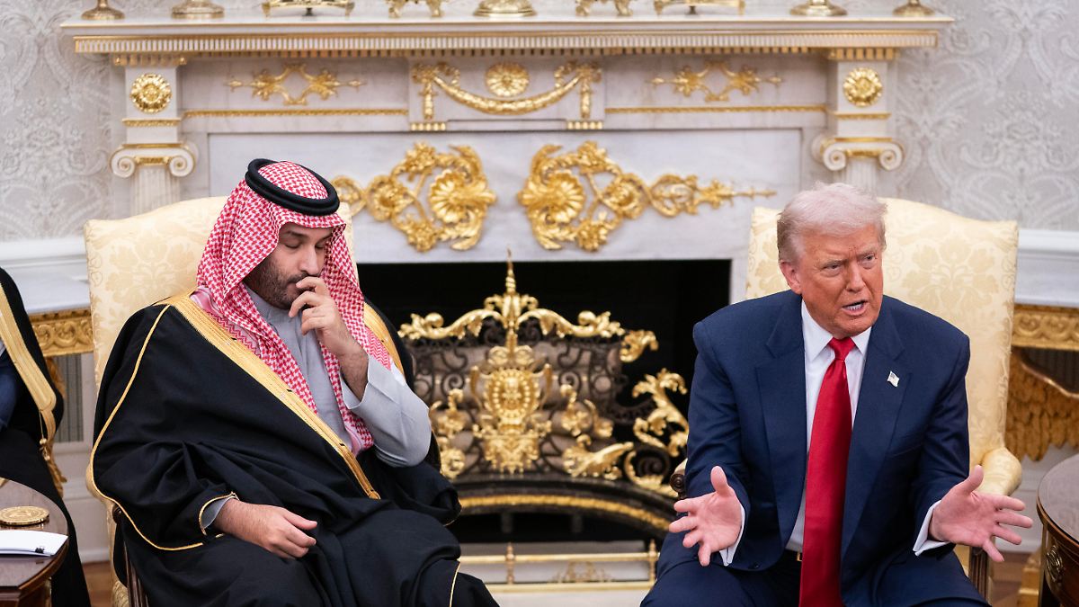 Surprising Turn: Trump Ties Saudi-Israel Relations to Nuclear Deal