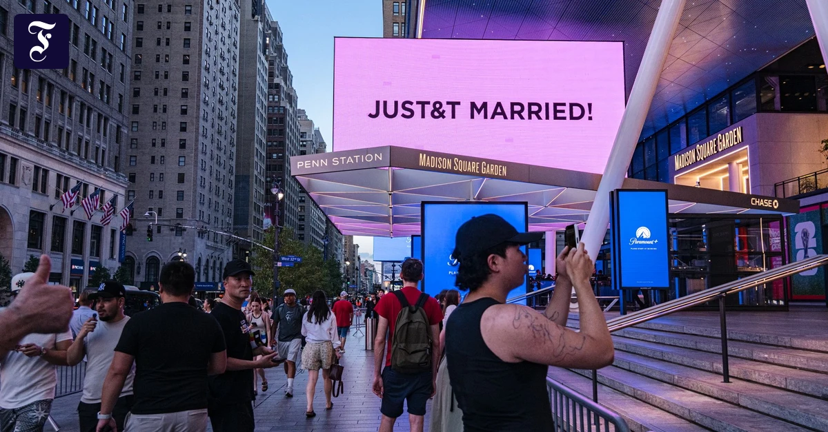 Taylor Swift and Travis Kelce Tie the Knot in a Glamorous Madison Square Garden Wedding