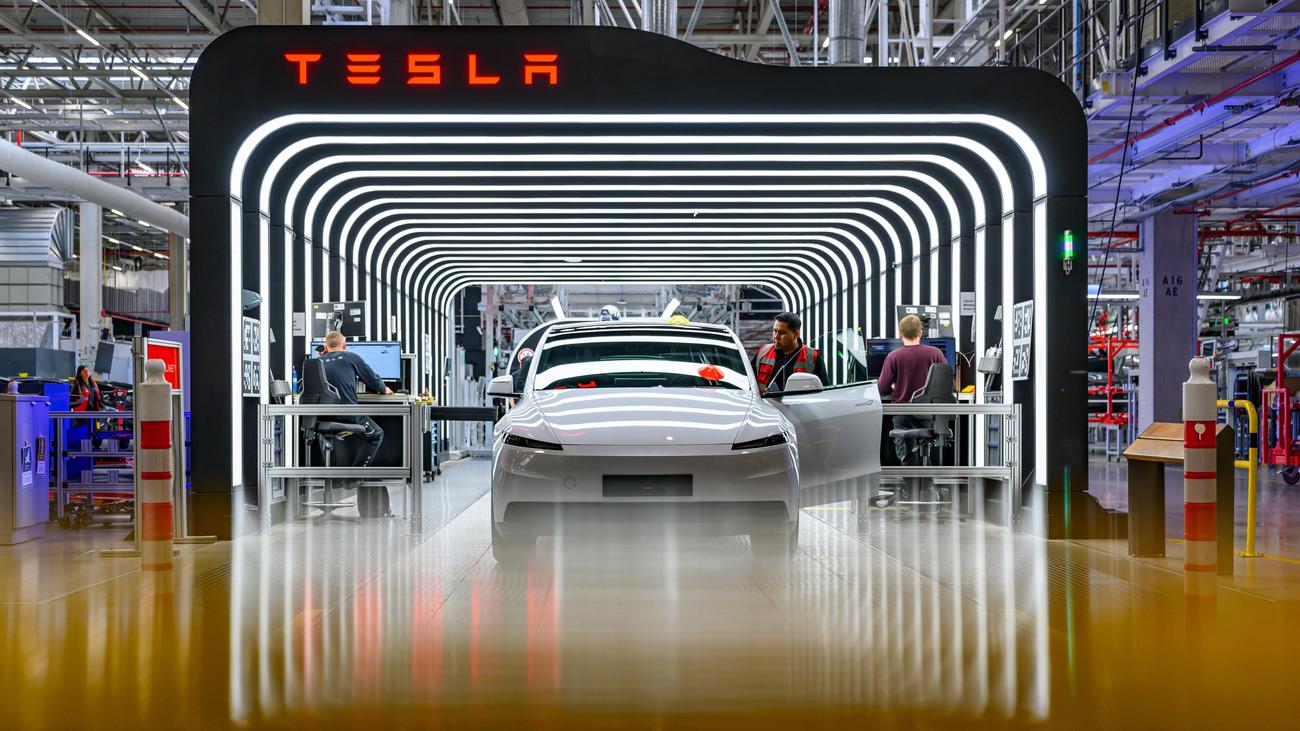 Tesla Expands Grünheide Plant: 3,500 New Jobs and Increased Production