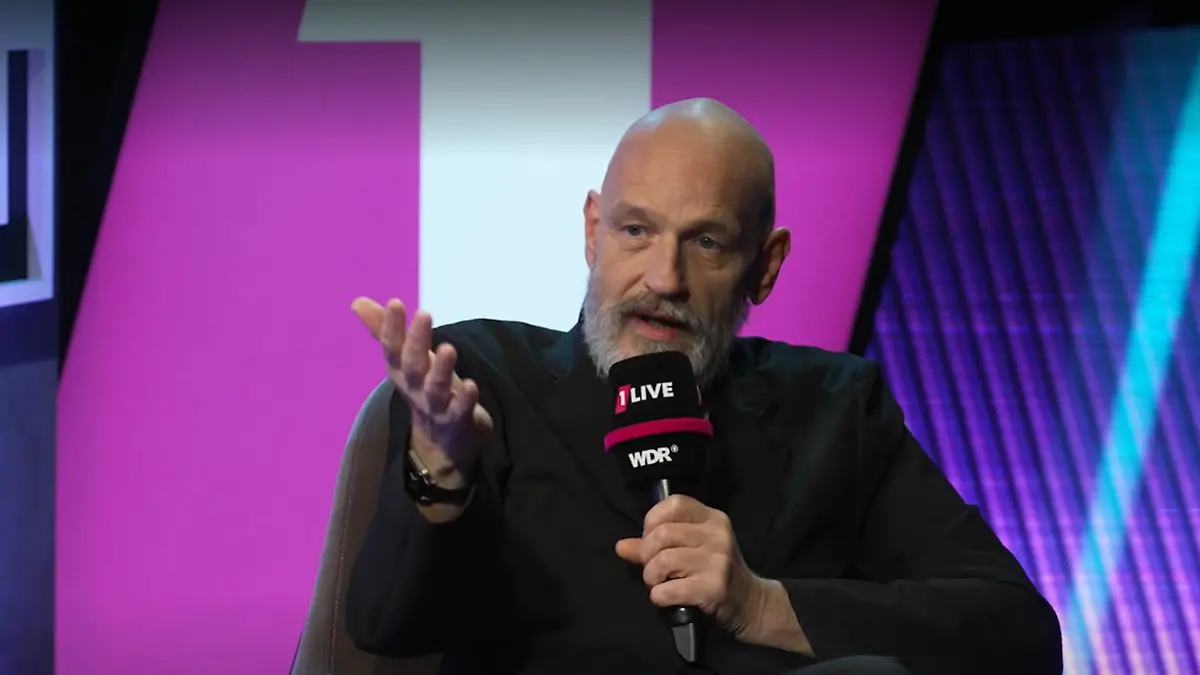 Torsten Sträter’s Cancer Recovery: Shocking Transformation Revealed!