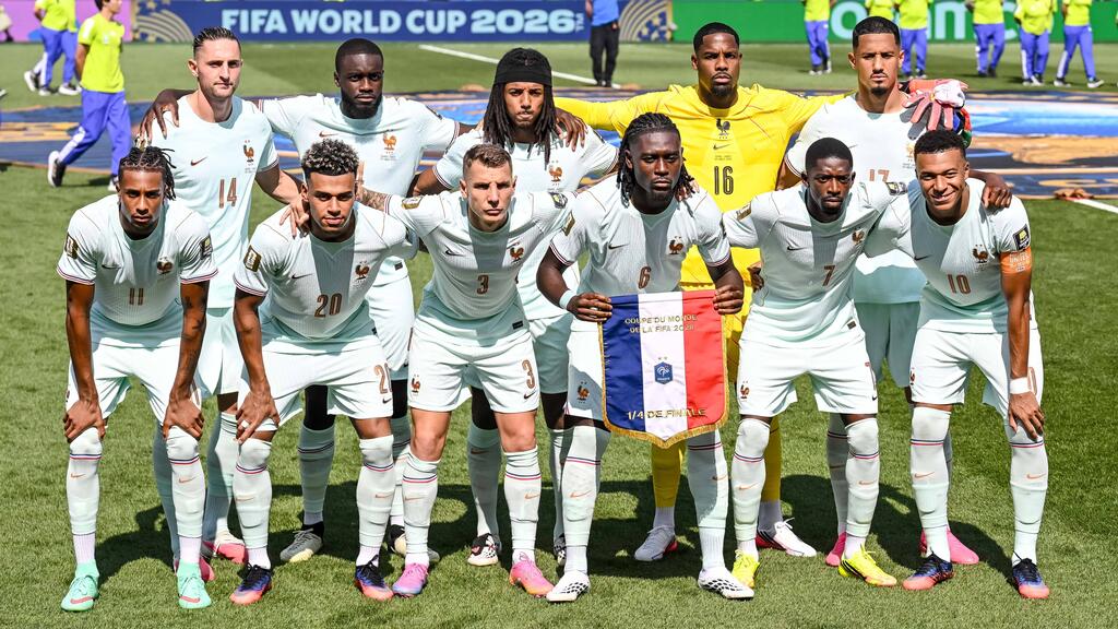 Transfer Shock? French Star Koundé Linked to FC Bayern Move!
