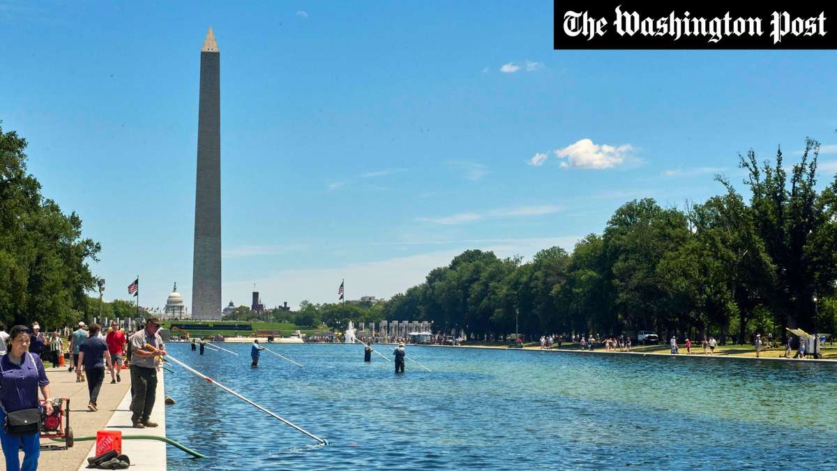 Trump Donor Wins Contract Without Bidding for Controversial Reflecting Pool