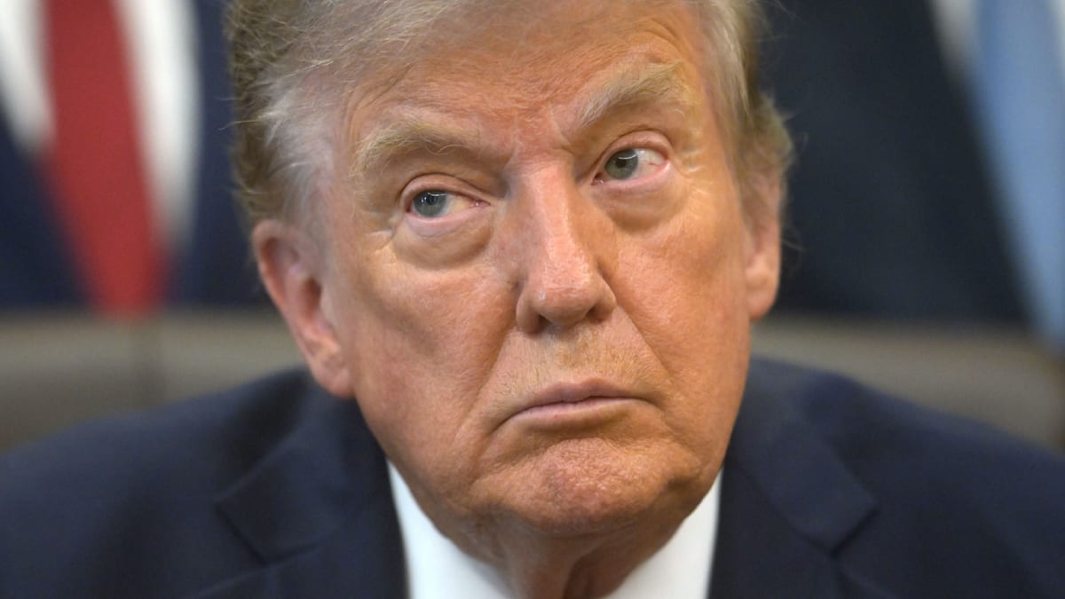 Trump Threatens New Tariffs Over Diarrhea Surge as Canada Unveils Bridge