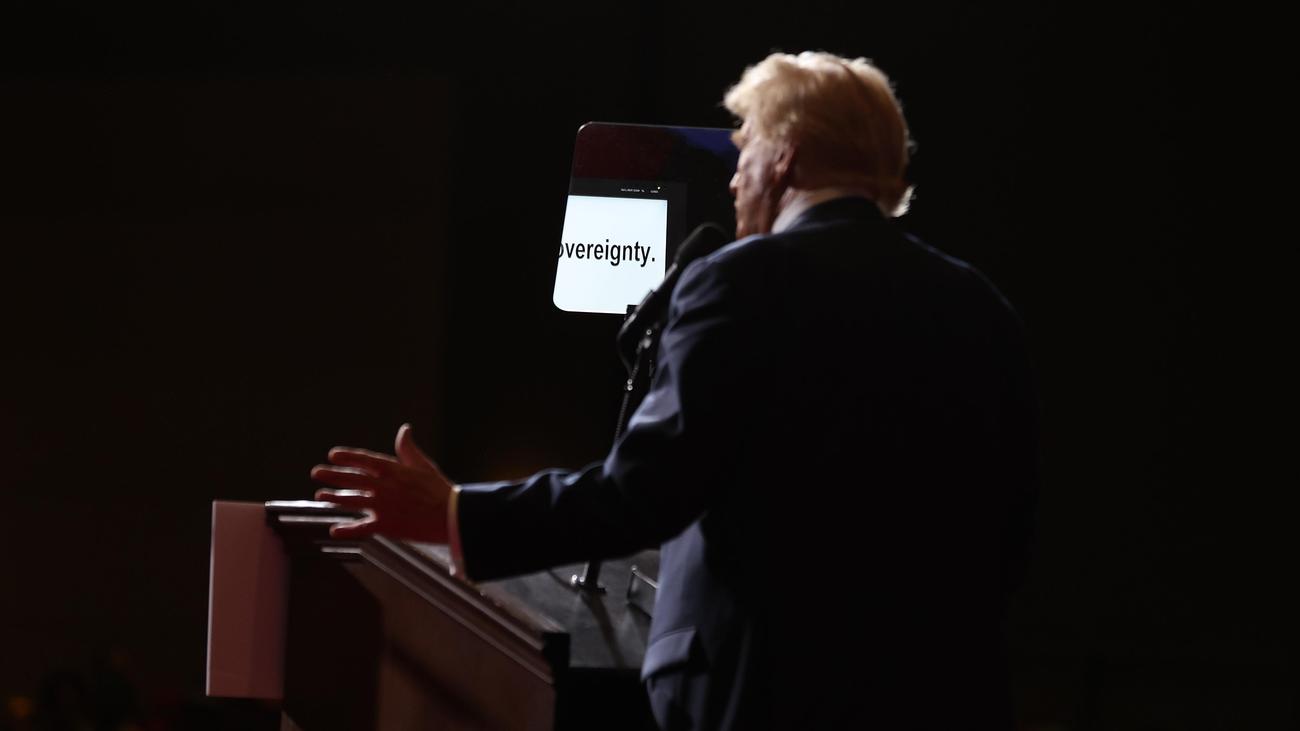 Trump’s Teleprompter Operator Suspended Over Betting Scandal