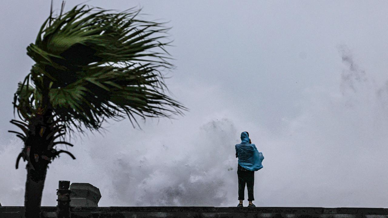 Typhoon Bavi Evacuations: Hundreds of Thousands at Risk in Taiwan and China