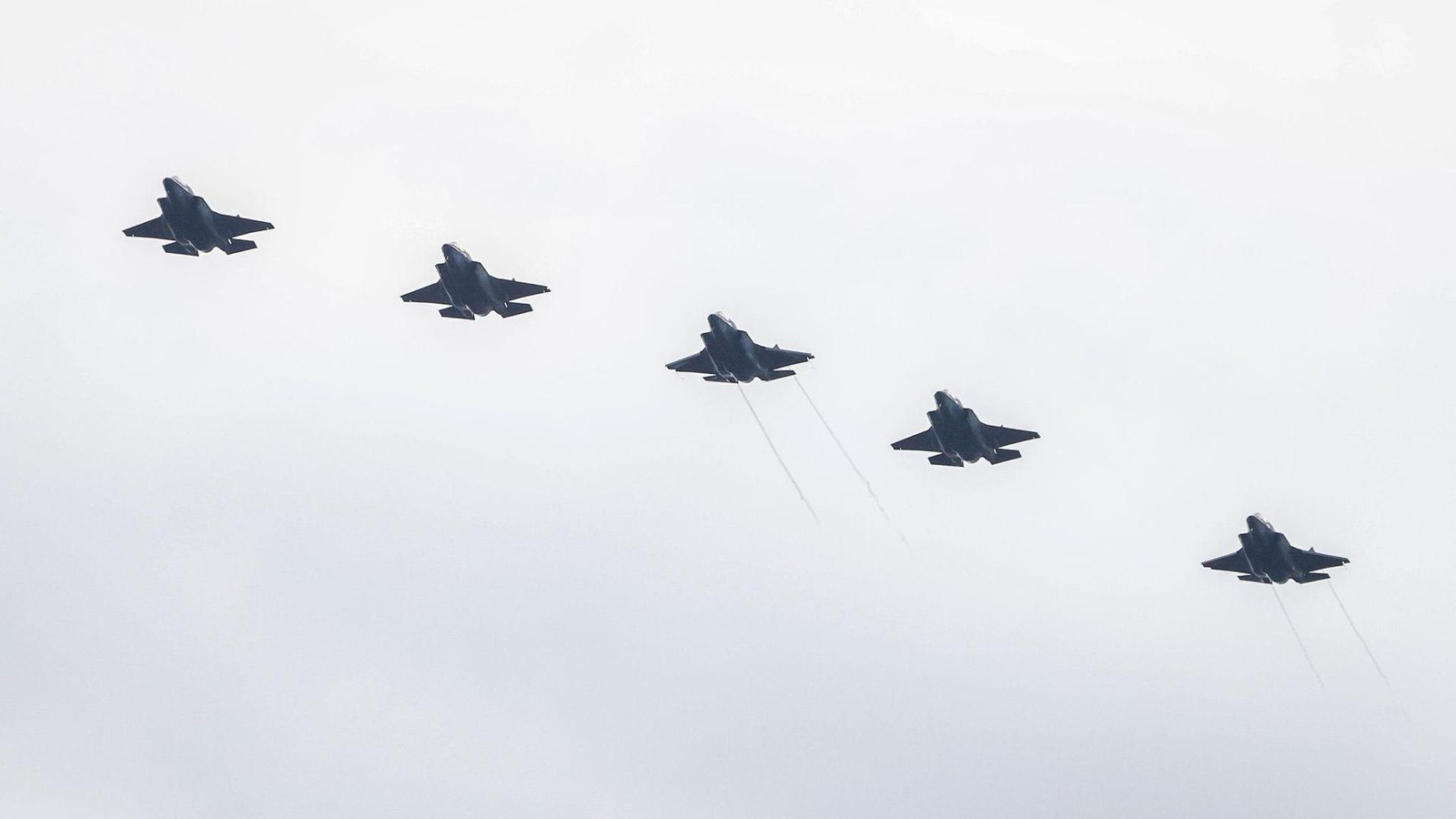 US Military Launches New Strikes in Iran Amid Grief Over Khamenei’s Death