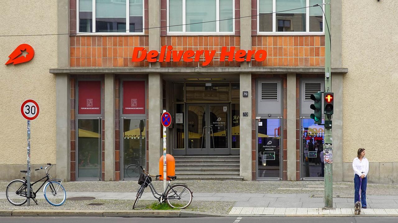Uber Acquires Delivery Hero for €13 Billion: A Game Changer in Food Delivery