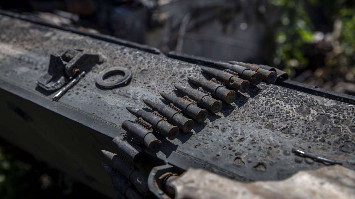 Ukraine Reports Significant Setbacks for Putin’s Army: Drones, Rockets, Robots