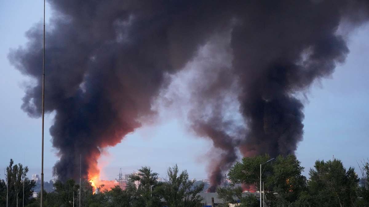 Ukraine War: Rising Death Toll Following Devastating Rocket Strikes