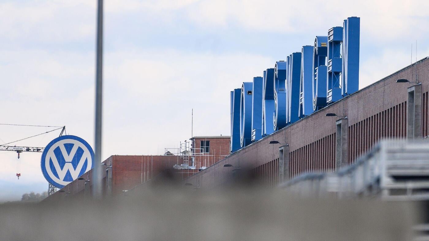 VW Sales Plummet Nearly 9% Globally: A Deep Dive into Q2 Results