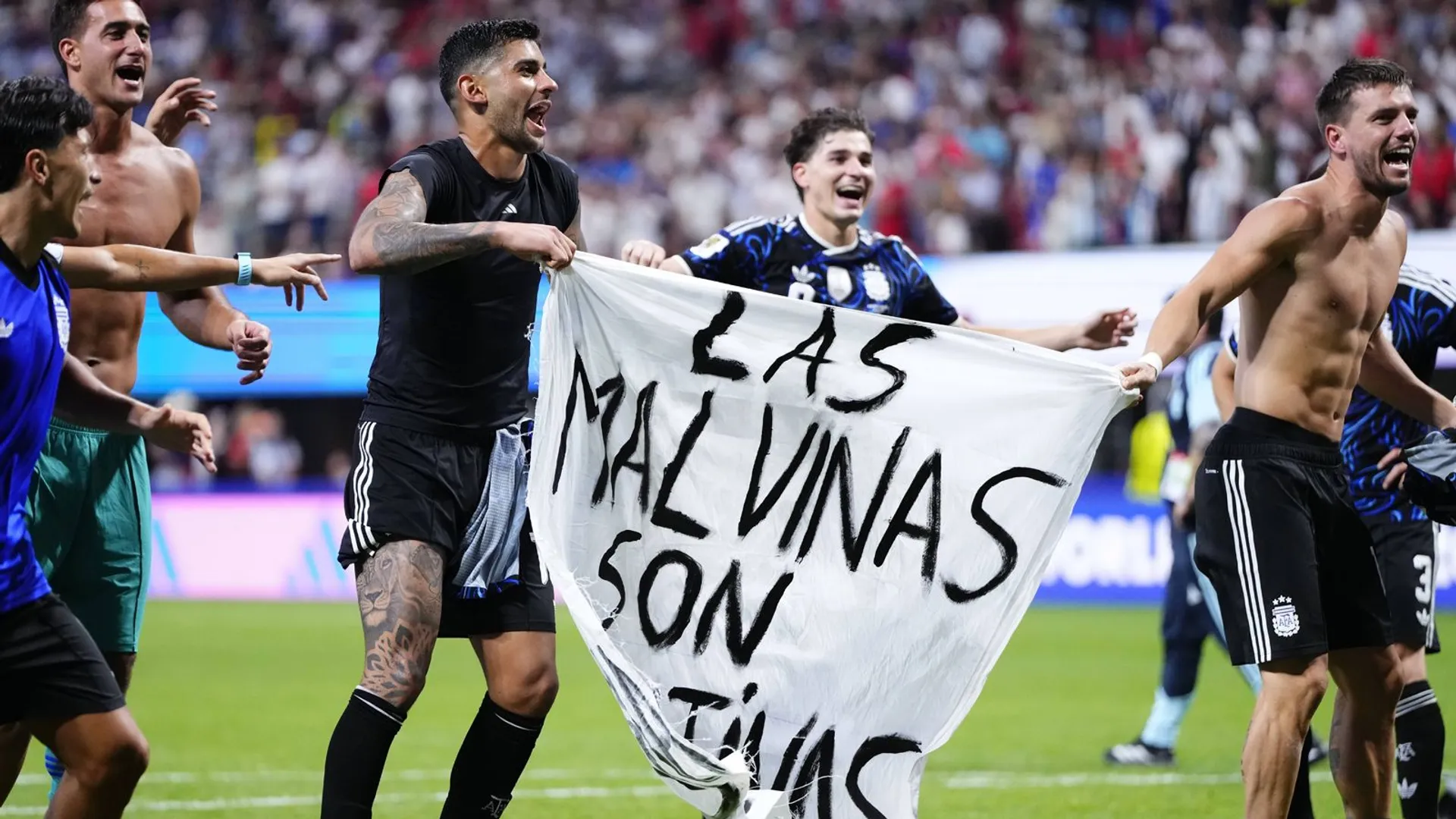 WM 2026: Argentina’s Controversial Banner Sparks Outrage Over Falkland Islands
