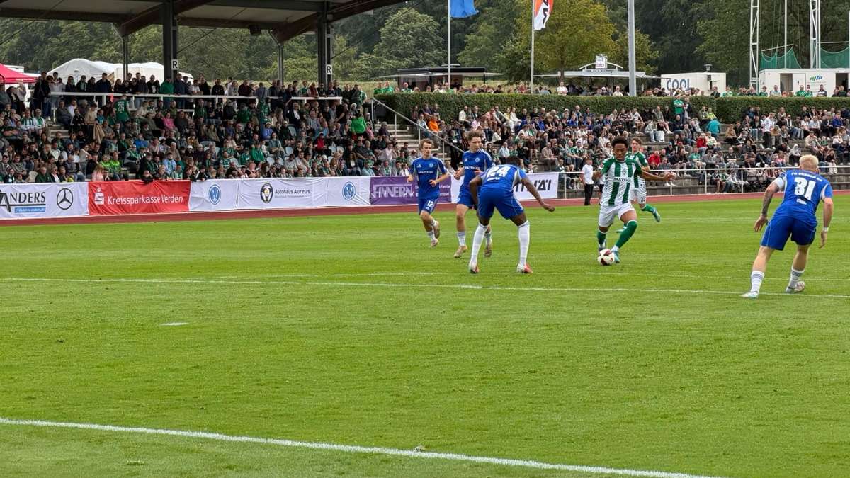 Werder Bremen Dominates FC Verden: Live Test Match Update!