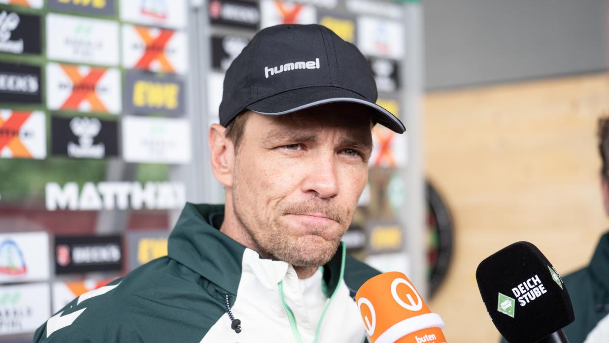 Werder Bremen Signs World Cup Goalkeeper Alexander Schlager from Salzburg