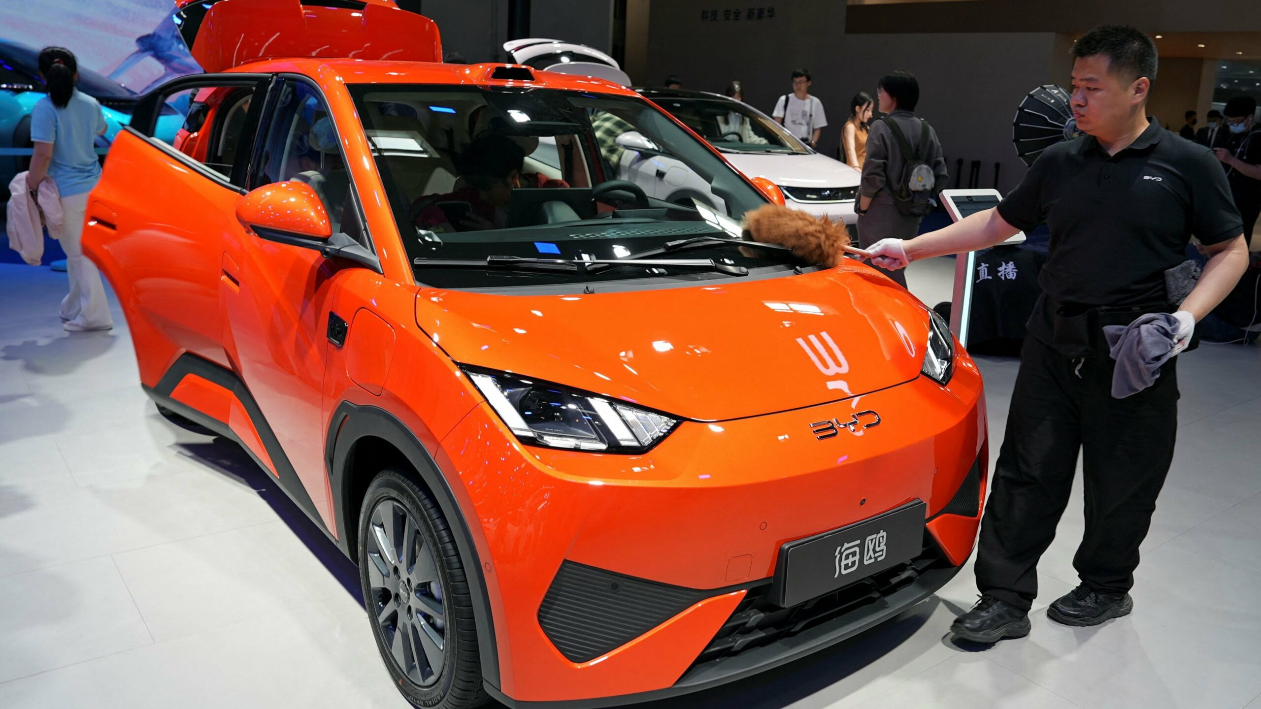 Who Truly Benefits from China’s Rising E-Auto Grants?