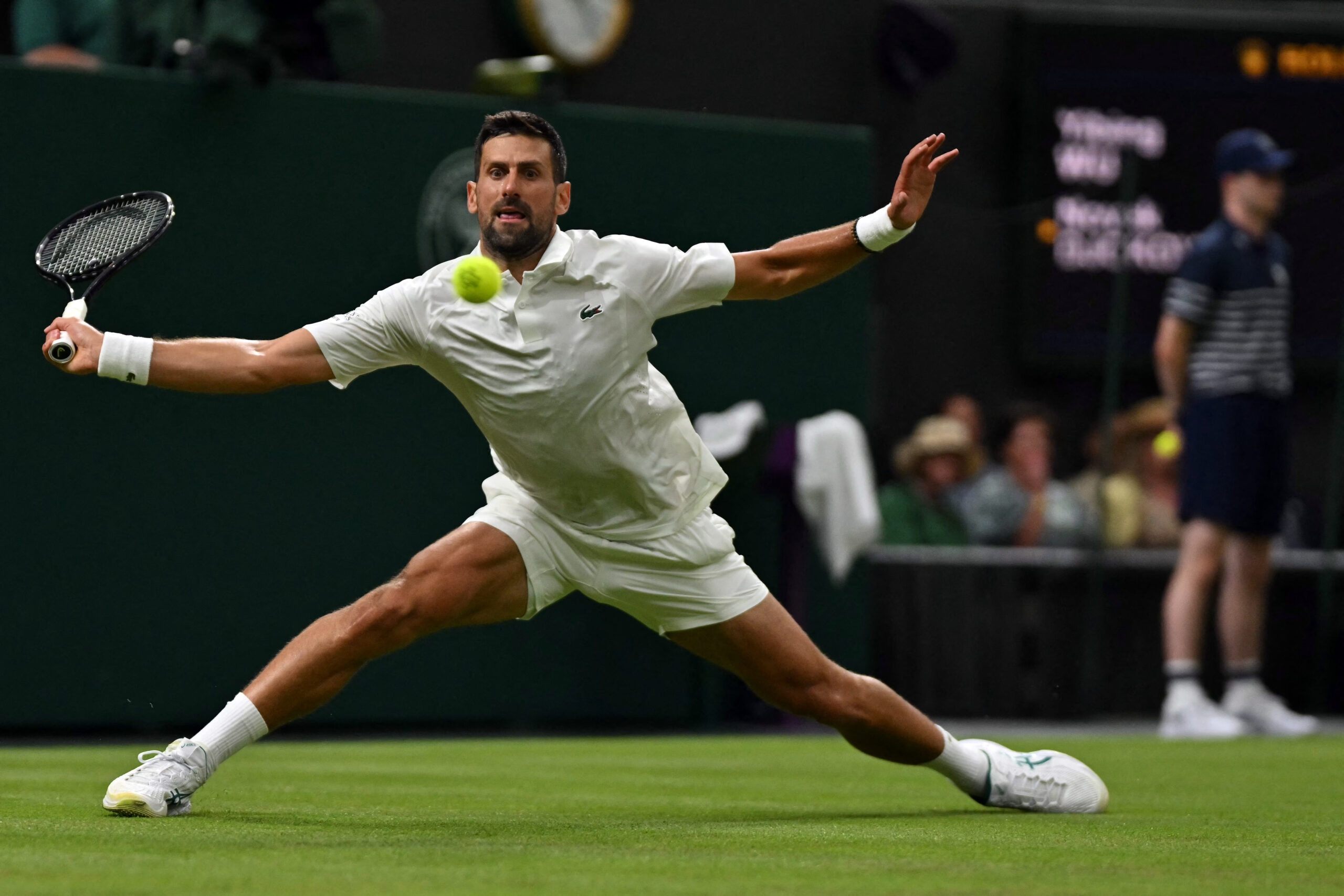 Wimbledon Live: Djokovic vs. Tsitsipas – Can Tsitsipas Turn the Tide?