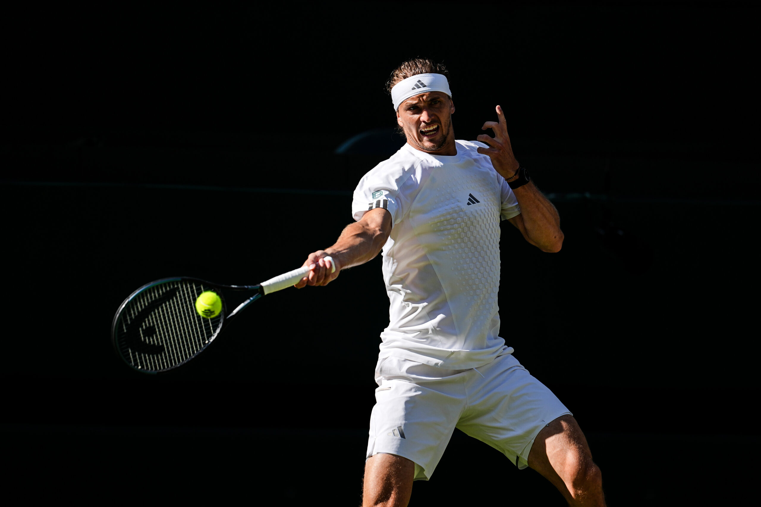 Wimbledon Live: Zverev’s Path to Glory Against Giron in Round 3