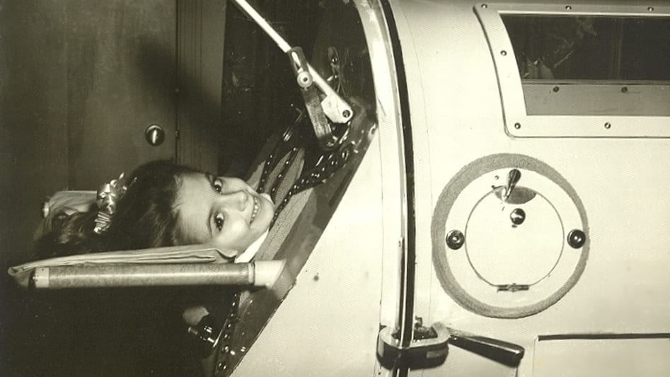 Woman Dependent on Iron Lung Dies at 78: A Life in a Metal Tube