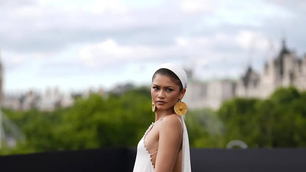 Zendaya Sparks Controversy with 3000-Year-Old Iranian Gold Earrings