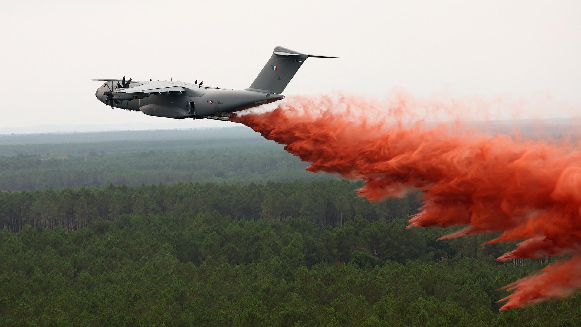 Southern Europe Wildfires: Urgent Evacuations in Bordeaux Region