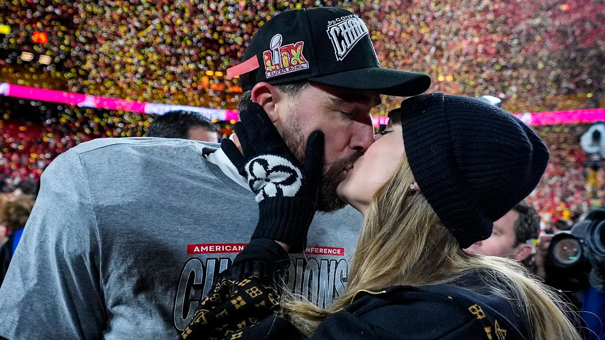 ‘It Looked Like a Forest’: New Insider Details on Taylor Swift’s Wedding